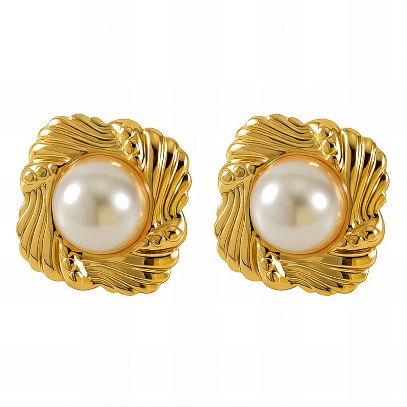 Etheral Pearl Anti-tarnish Stud Earrings