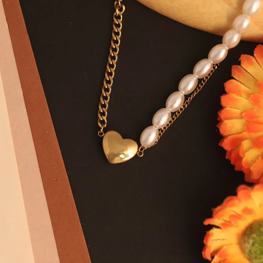 Pearla Chain Necklace