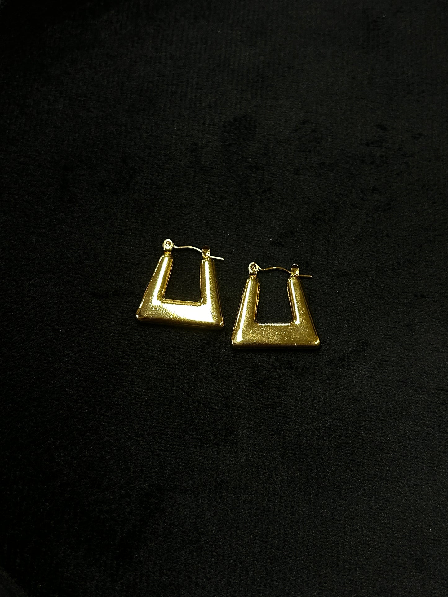 Fable Anti-tarnish Hoop Earrings