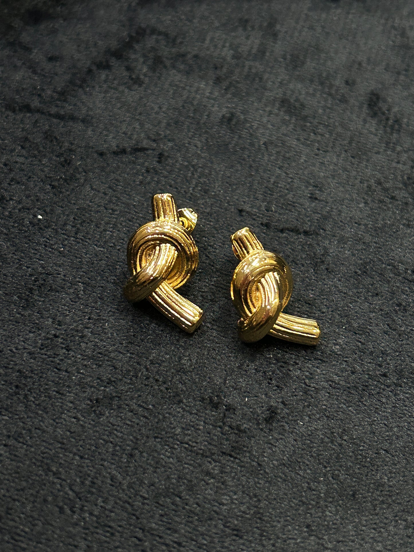 Gold Knot Anti-tarnish Earrings