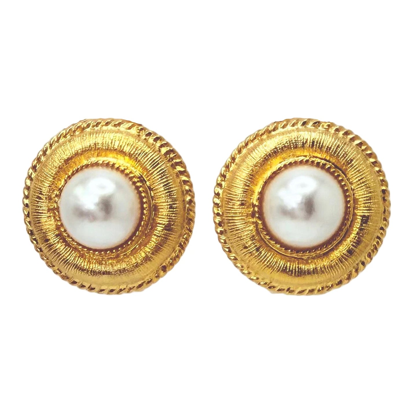 Iris Pearl Anti-tarnish Stud Earrings